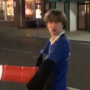 Meet your Posher, Jon